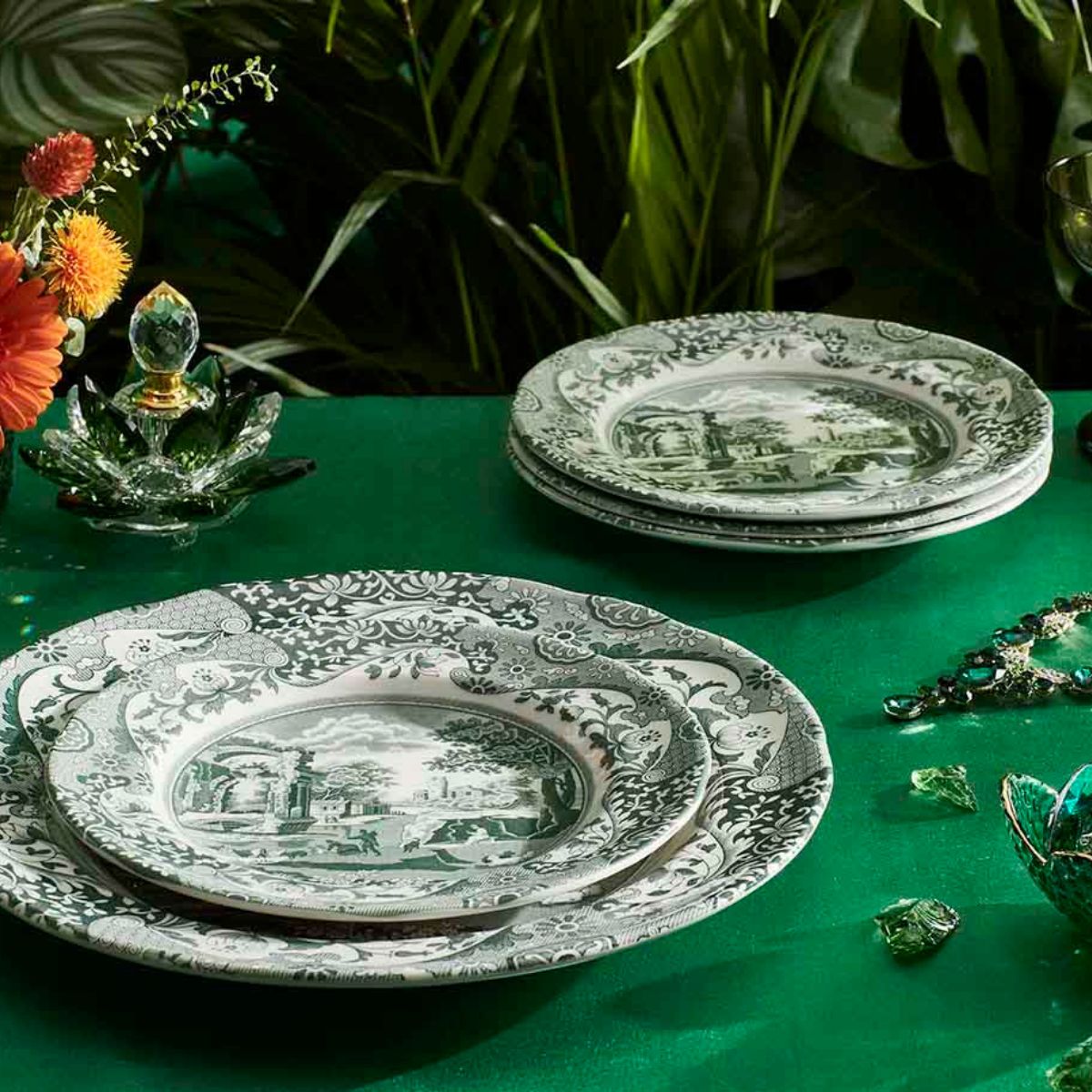 Heritage Green Italian Set of 4 Tea Plates image number null